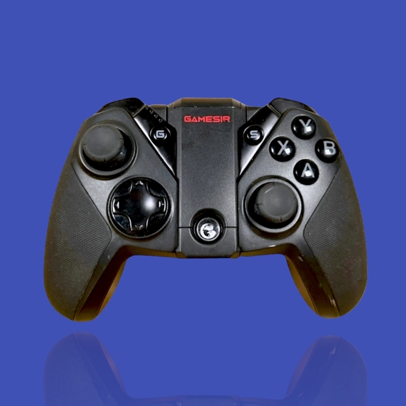 Gamesir G4 Pro Bluetooth Controller (IOS, ANDROID, PC, SWITCH - Picture 2 of 6